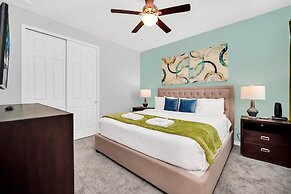 Luxury Villa, South Facing Pool! No Rear Neighbors. Themed Rooms, Thea