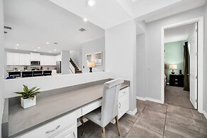 Luxury Villa, South Facing Pool! No Rear Neighbors. Themed Rooms, Thea