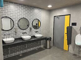 Shanti Inn Dormitory