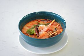 Gate43 Airport Hotel