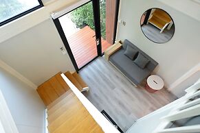 Gate43 Airport Hotel