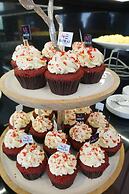 Gate43 Airport Hotel