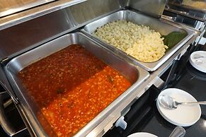 Gate43 Airport Hotel