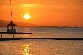 Sand And Tan Beach Hotel