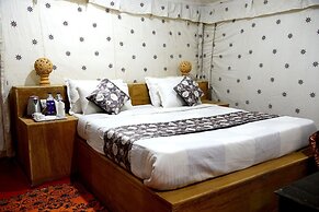 Desert Over Night Camp & Resort