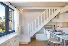 Govino Bay Luxury Beach Loft Apartment