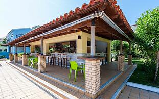 Govino Bay Luxury Beach Loft Apartment