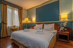 Hotel Kinsky Fountain