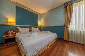 Hotel Kinsky Fountain