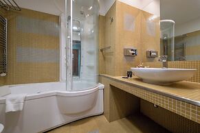 Hotel Kinsky Fountain