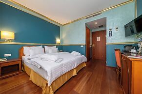 Hotel Kinsky Fountain