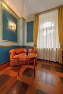 Hotel Kinsky Fountain