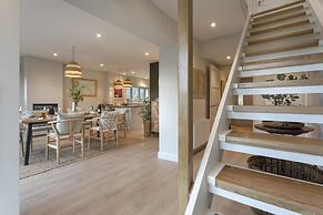 Barakat Lakes Escape