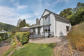 Barakat Lakes Escape