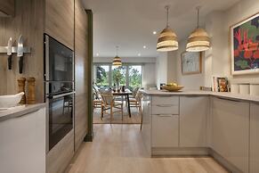 Barakat Lakes Escape