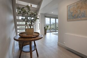 Barakat Lakes Escape