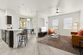 CozySuites at Glendale