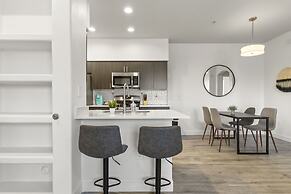 CozySuites at Glendale