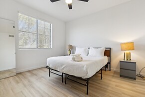 CozySuites at Glendale