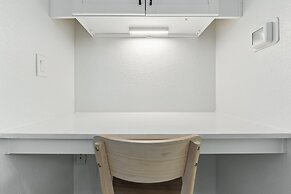 CozySuites at Glendale