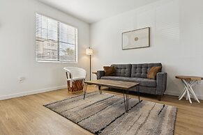 CozySuites at Glendale