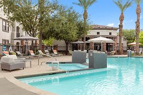 CozySuites at Glendale