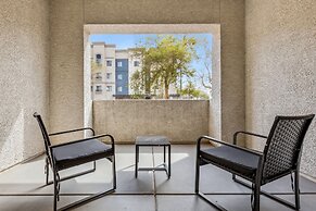 CozySuites at Glendale