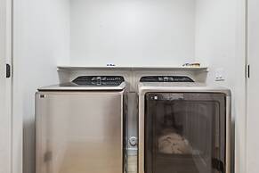 CozySuites at Glendale