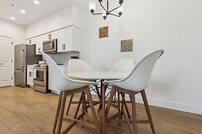 CozySuites at Glendale