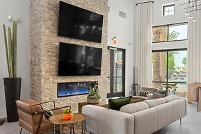 CozySuites at Glendale