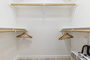 CozySuites at Glendale