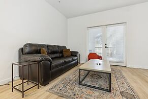 CozySuites at Glendale