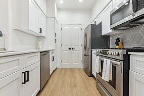 CozySuites at Glendale