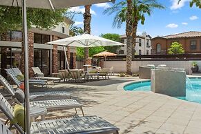 CozySuites at Glendale