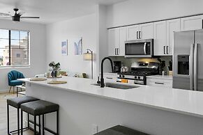 CozySuites at Glendale