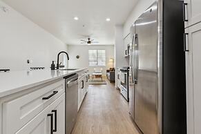 CozySuites at Glendale