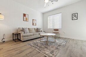 CozySuites at Glendale