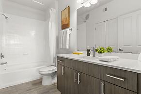 CozySuites at Glendale