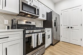 CozySuites at Glendale