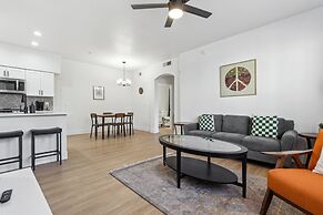 CozySuites at Glendale