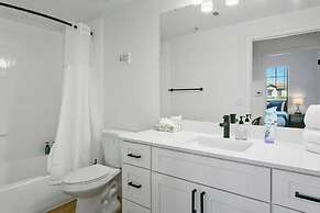 CozySuites at Glendale