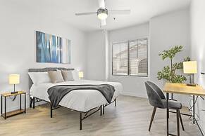 CozySuites at Glendale