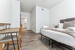 CozySuites at Glendale