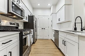 CozySuites at Glendale