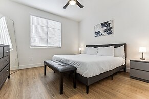 CozySuites at Glendale