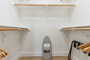 CozySuites at Glendale