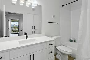 CozySuites at Glendale