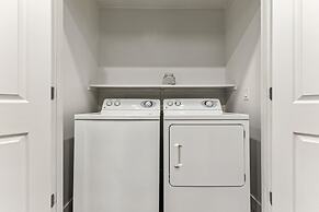 CozySuites at Glendale