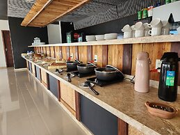Eco Privillege Hotel