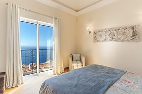 Villa Bougainvillea